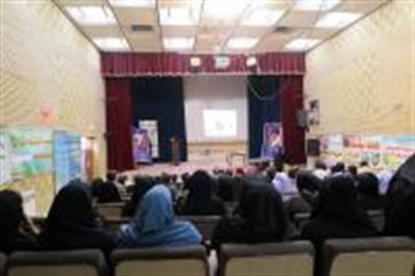 برگزاری سمینار یکروزه در دالاهو به مناسبت هفته سلامت1394